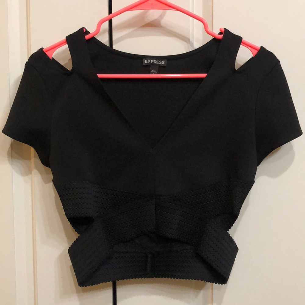 Express Crop Top - Picture 4 of 9